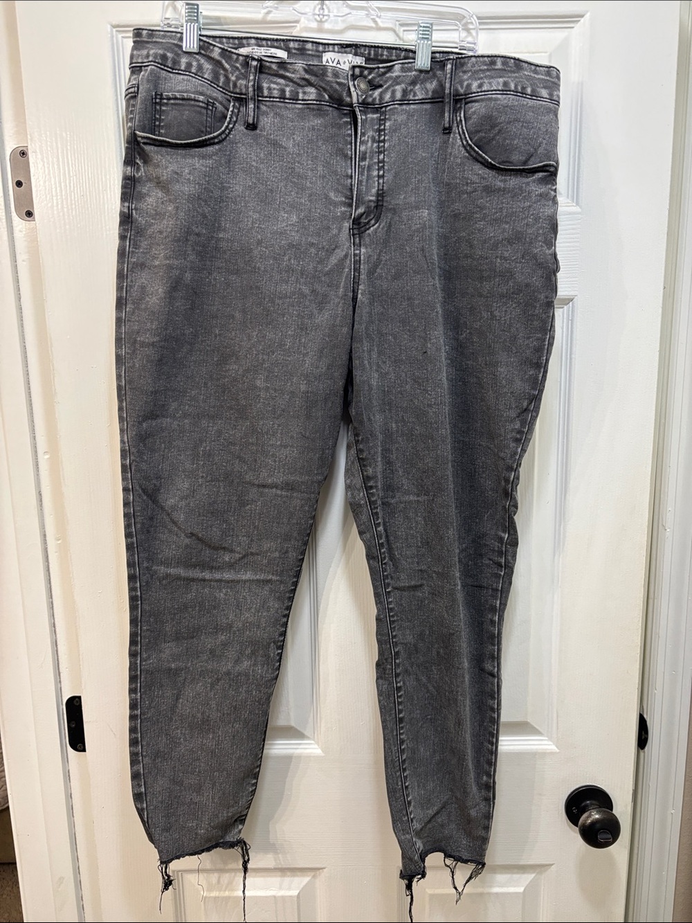 Ava & Viv Washed Black Raw Hem High-Rise Skinny Jeans